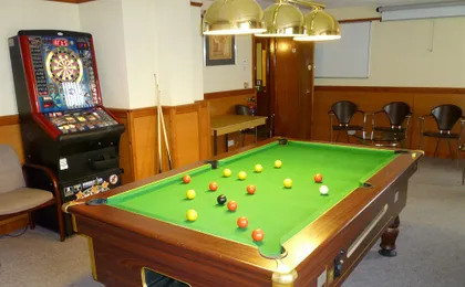 Redwings Lodge