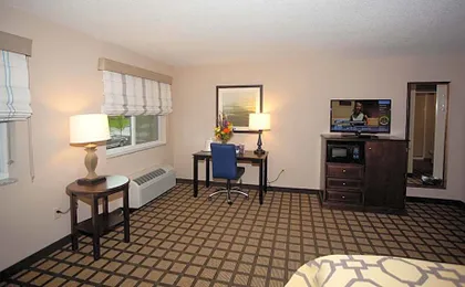 Baymont by Wyndham Erie