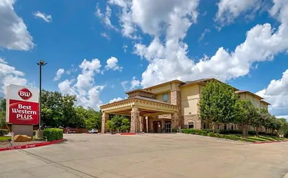 Best Western Plus Goliad Inn & Suites