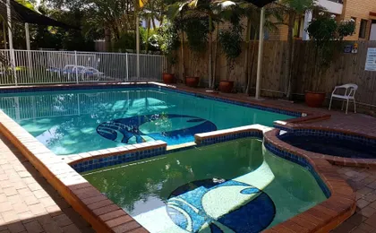 Outrigger Burleigh