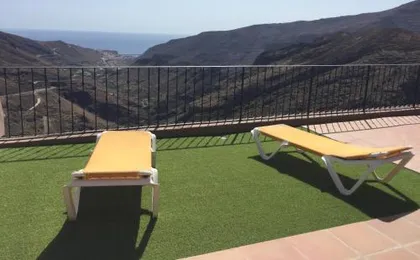 Casa Reyes