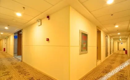 HanTing Hotel (Wuchang Railway Station Subway Station)