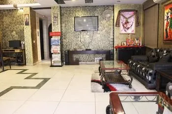 OYO Rooms Rajendra Place Metro Station