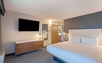 Sonesta Select Pleasant Hill