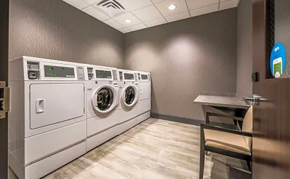 Hampton Inn & Suites Detroit/Wixom