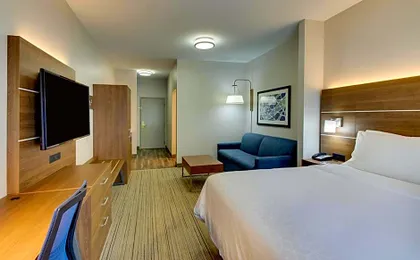 Holiday Inn Express Hotel & Suites - Atlanta/Emory University Area By IHG