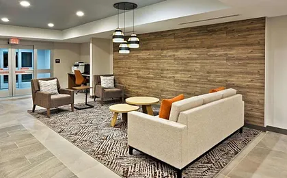 Candlewood Suites Dothan, an IHG Hotel