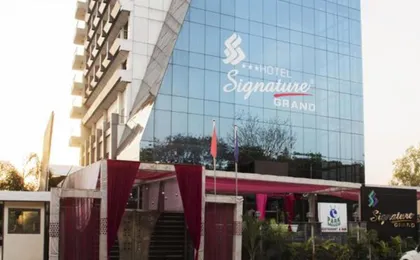 Hotel Signature Grand
