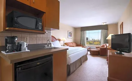 Super 8 by Wyndham Fort St. John BC