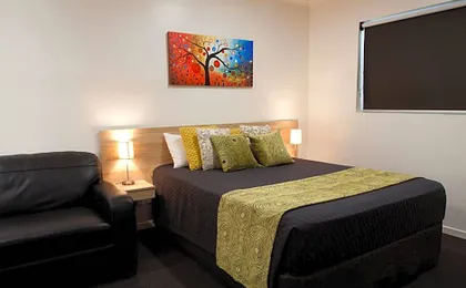 Abode37 Motel Emerald
