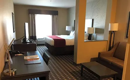 Comfort Suites Uniontown