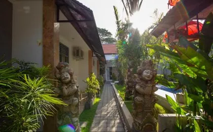 Bali Komang Guest House Sanur
