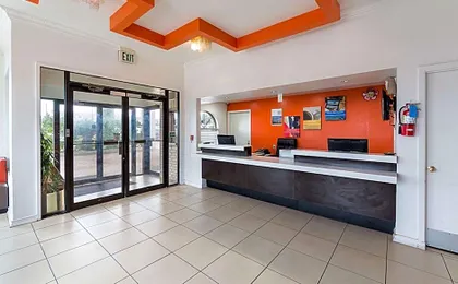 Motel 6-San Antonio, TX - Fiesta Trails