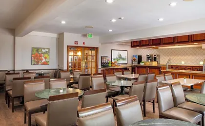 Ayres Suites Mission Viejo – Lake Forest