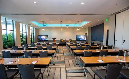 Hotel Indigo Everett - Waterfront Place By IHG