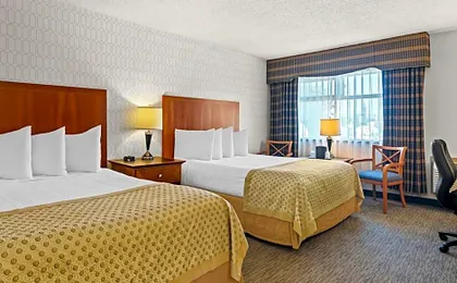 Best Western Plus Langley Inn