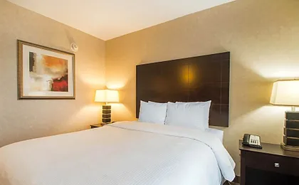 Clarion Inn Elmhurst - Oak Brook Near I-88, I-290, I-294