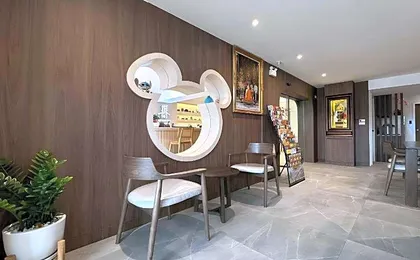 Zhennan Teabar Hotel