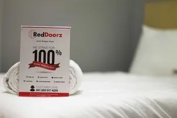 RedDoorz @ Bhineka Kuta