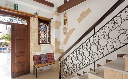 Harismari Cozy Hotel