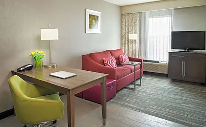 Hampton Inn & Suites Palm Desert