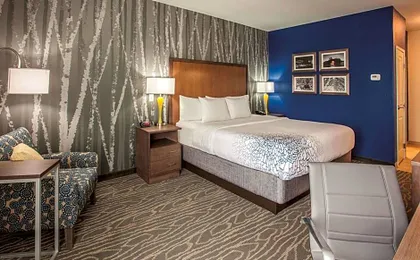 La Quinta Inn & Suites by Wyndham Duluth