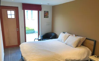 B&B 22