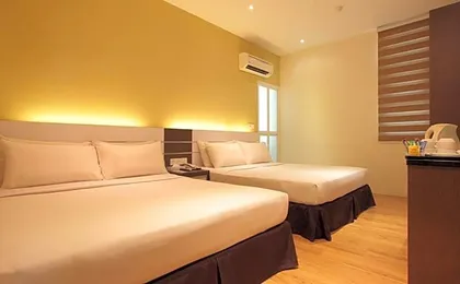 The V Hotel