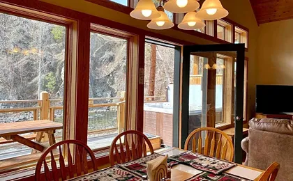 River's Edge Resort