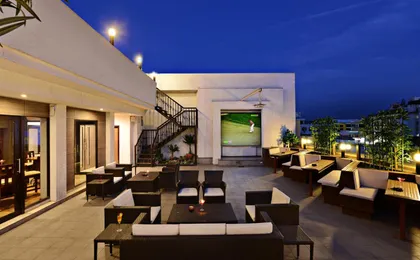 Leisure Inn Grand Chanakya