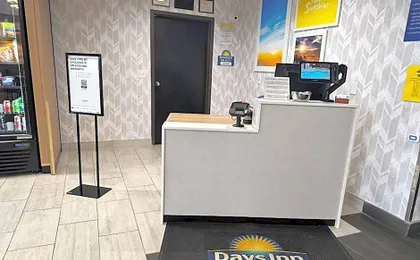 Days Inn & Suites by Wyndham Wausau