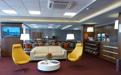 Hotel 10 Palmas