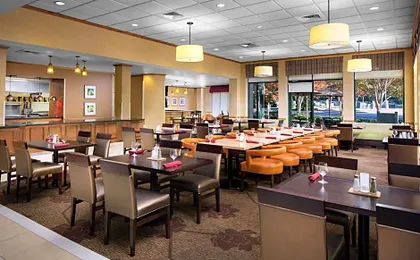 Hilton Garden Inn Atlanta Airport/Millennium Center