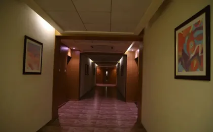 Neel's City Resort