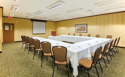 Holiday Inn Express Hotel & Suites Sioux Falls At Empire Mall By IHG