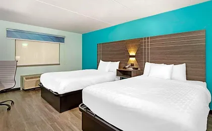 Clarion Inn Des Moines Airport