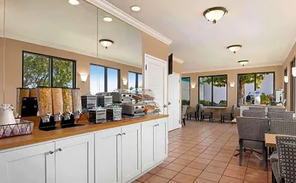 Baymont by Wyndham Intl Speedway/I-95/Daytona Beach
