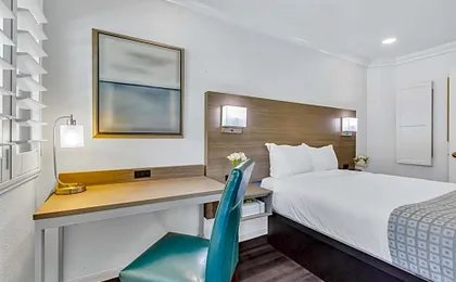 Napa Valley Hotel & Suites