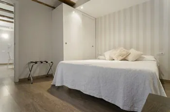Richmond Apartments by Hoom