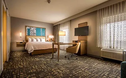 Hampton Inn & Suites Dallas-The Colony