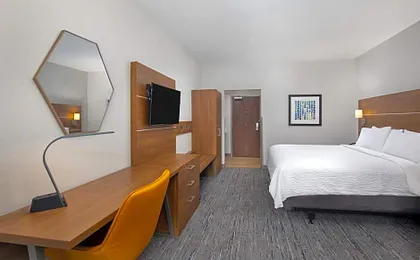 Holiday Inn Express & Suites - Carrollton West By IHG
