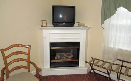 Kearsarge Inn
