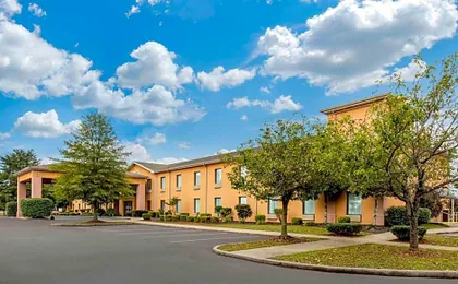 Quality Inn & Suites Benton - Draffenville