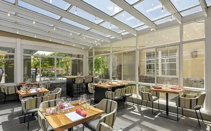 Hotel Indigo Napa Valley By IHG