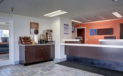 Motel 6-The Dalles, OR