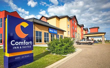 Comfort Inn & Suites Red Deer - Highway 11
