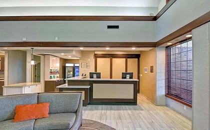 Homewood Suites By Hilton Kansas City/Overland Park