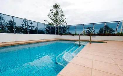 Bayview Tower Motel