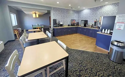 AmericInn by Wyndham Minot