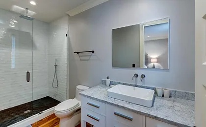 The Quarters on King